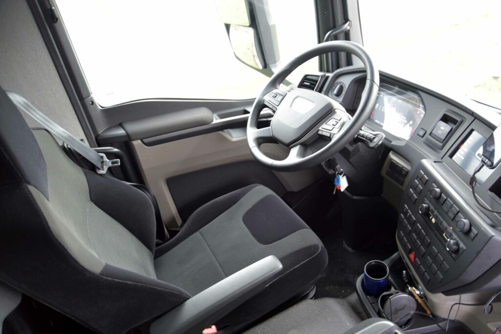 MAN TGM interieur
